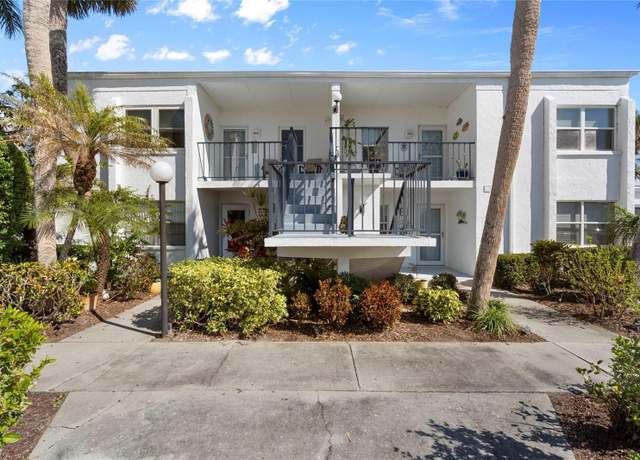Property at 755 Village Cir #203, Venice, FL 34292, 2 beds, 2 baths