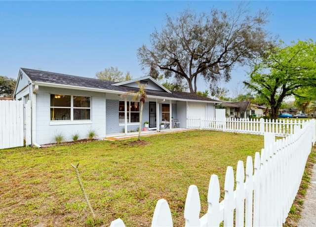 Property at 614 S Amelia Ave, Deland, FL 32724, 4 beds, 2 baths