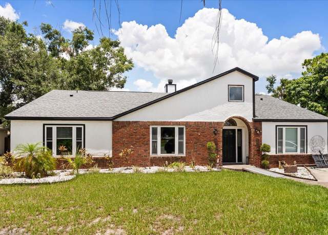 Property at 2236 Winslow Cir, Casselberry, FL 32707, 4 beds, 4.5 baths