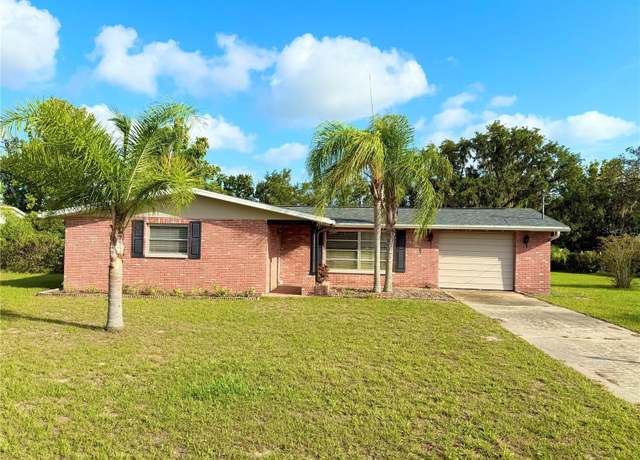 Property at 9512 Sunshine Blvd, New Port Richey, FL 34654, 3 beds, 2 baths