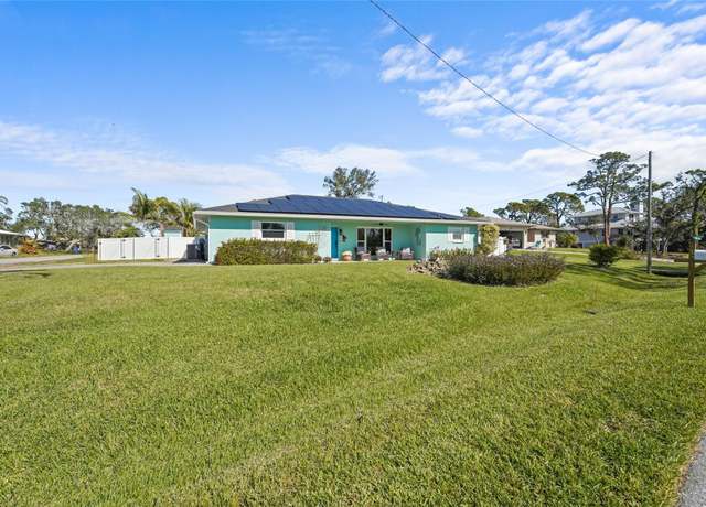 Property at 4440 Yacht Club Dr, Venice, FL 34293, 2 beds, 2 baths