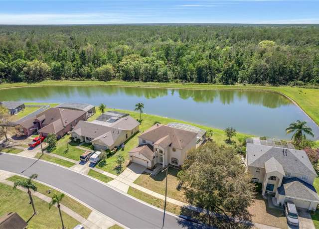 Property at 5516 Willow Bend Trl, Kissimmee, FL 34758, 5 beds, 3 baths