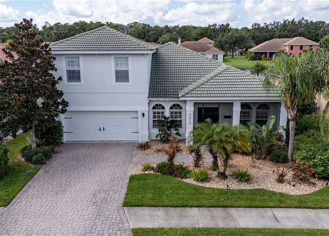 Property at 9010 Kingsbury Pl, Bradenton, FL 34212, 4 beds, 3 baths