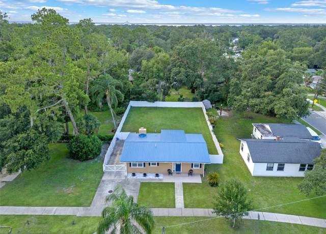 Property at 550 Plumosa Dr, Sanford, FL 32771, 3 beds, 2 baths