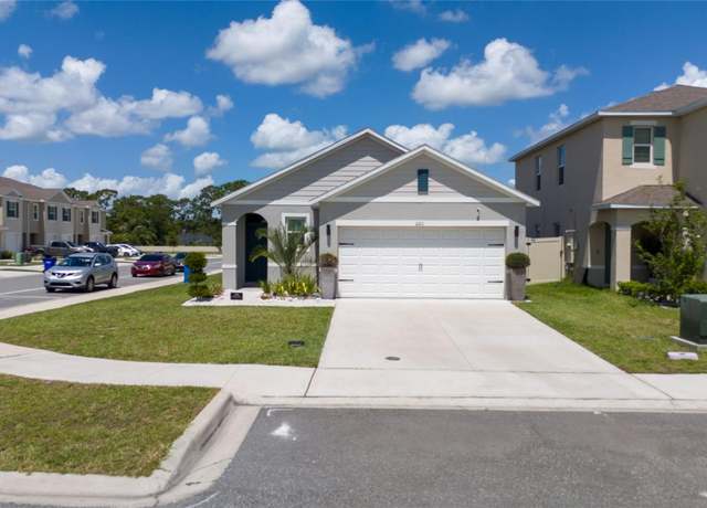 Property at 2211 Tay Wes Dr, St Cloud, FL 34771, 3 beds, 2 baths