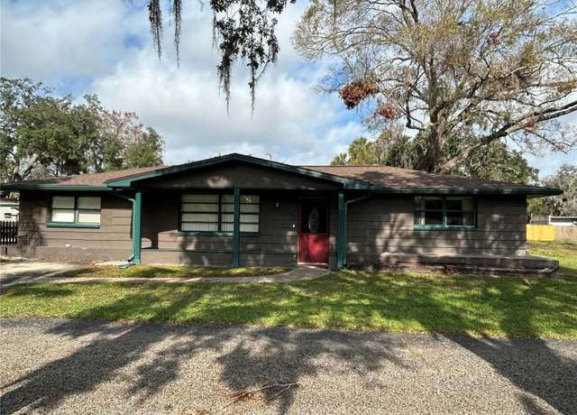 Property at 3234 Ella Ln, New Port Richey, FL 34655, 3 beds, 3 baths
