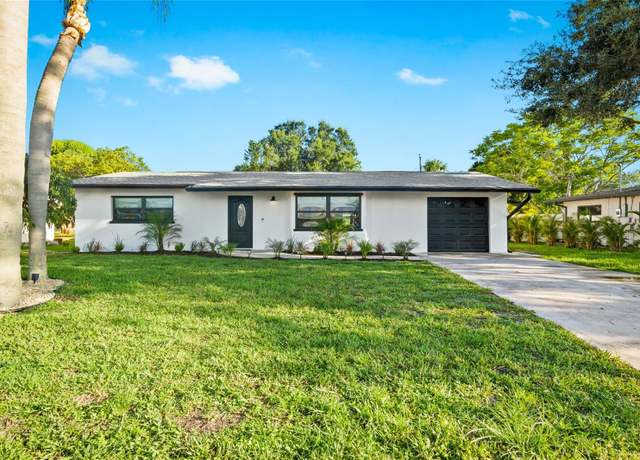 Property at 1311 Cypress Ave, Venice, FL 34285, 2 beds, 2 baths