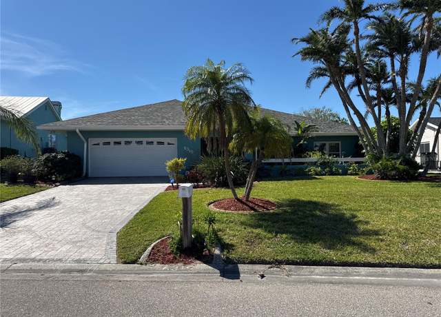 Property at 6319 Cocoa Ln, Apollo Beach, FL 33572, 4 beds, 2 baths