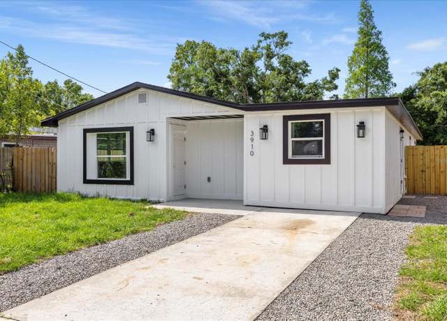 Property at 3910 W Iowa Ave, Tampa, FL 33616, 4 beds, 3 baths