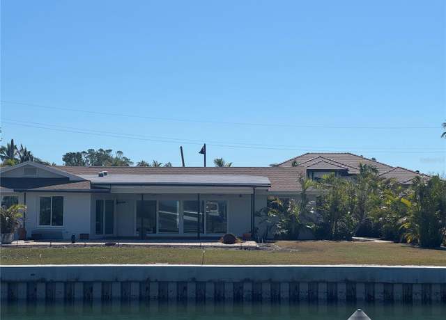 Property at 721 Emerald Harbor Dr, Longboat Key, FL 34228, 3 beds, 2 baths