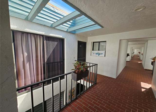 Property at 3805 E Bay Dr #302, Holmes Beach, FL 34217, 2 beds, 2 baths