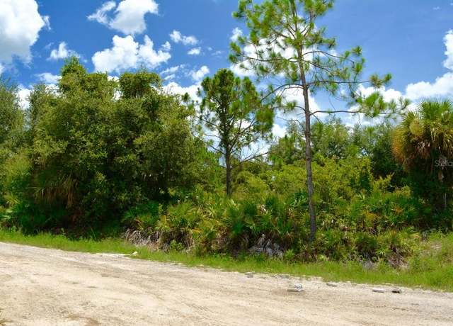 Property at 410 Thompson Ave, Lehigh Acres, FL 33972