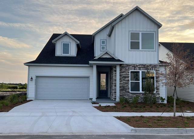 Property at 2940 Garden Trail Bnd, St Cloud, FL 34771, 4 beds, 3.5 baths