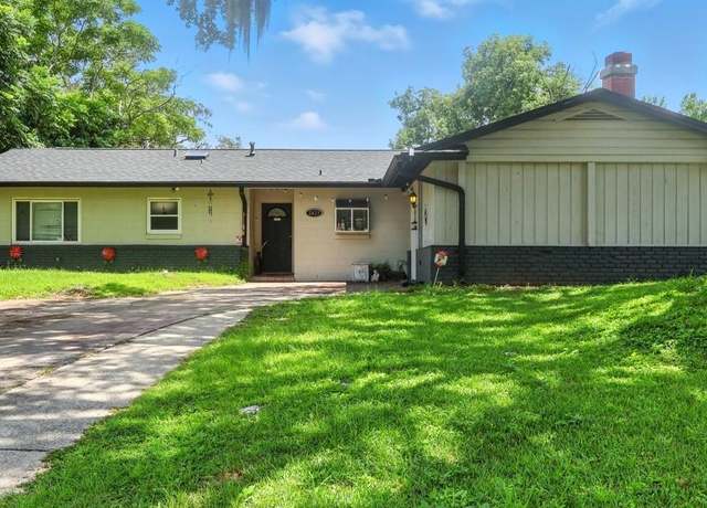 Property at 2425 Sandy Ln, Orlando, FL 32808, 3 beds, 2 baths