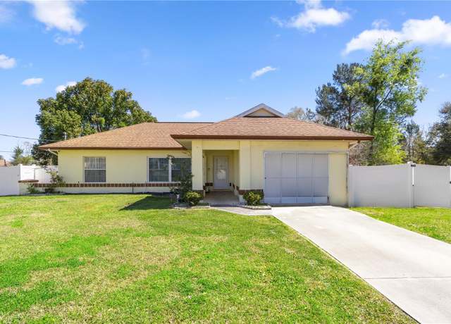 Property at 3 Spruce Run, Ocala, FL 34472, 3 beds, 2 baths