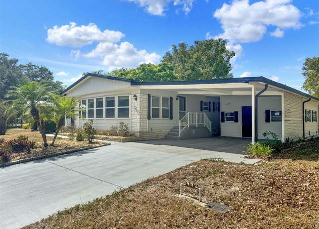 Property at 3327 S Citrus Cir, Zellwood, FL 32798, 2 beds, 2 baths