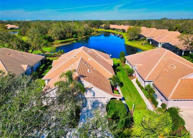 Property at 8310 Tartan Fields Cir, Lakewood Ranch, FL 34202, 3 beds, 2 baths