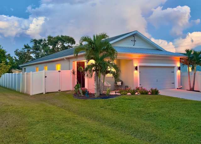 Property at 867 Bacon Ave, Sarasota, FL 34232, 3 beds, 2 baths