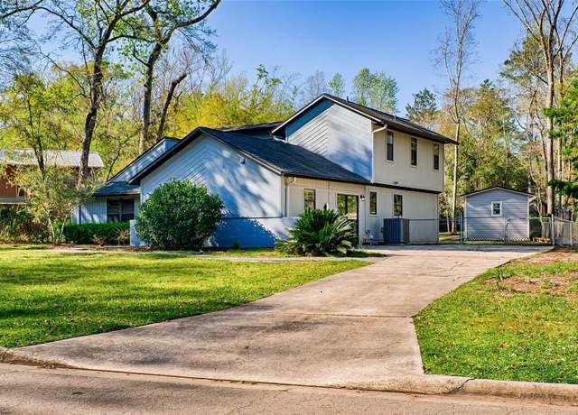 Property at 6702 NW 52nd Ter, Gainesville, FL 32653, 4 beds, 3 baths