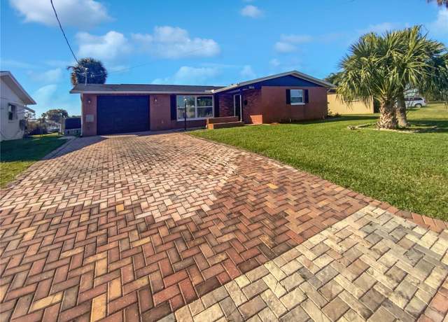 Property at 6614 Nautical Isle, Hudson, FL 34667, 2 beds, 2 baths