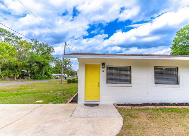 Property at 1401 E Carolina Ave, Deland, FL 32724, 2 beds, 2 baths