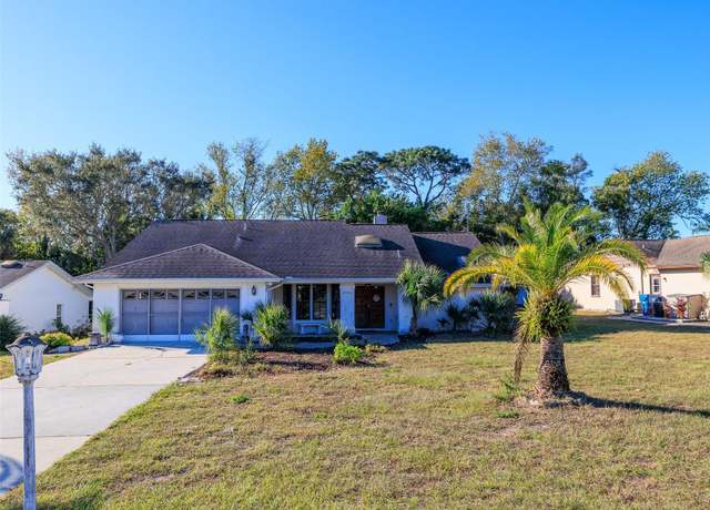 Property at 8260 Berkeley Manor Blvd, Spring Hill, FL 34606, 3 beds, 2.5 baths