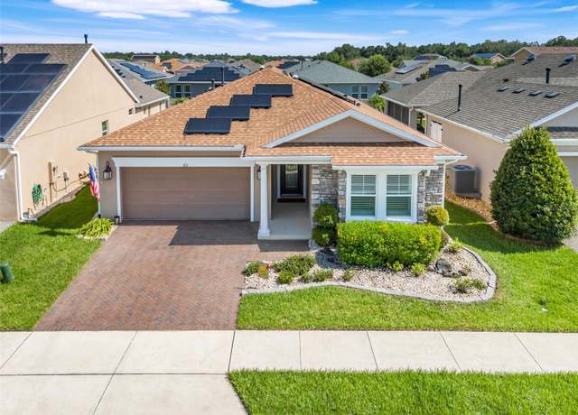 Property at 815 Hidden Moss Dr, Groveland, FL 34736, 2 beds, 2.5 baths