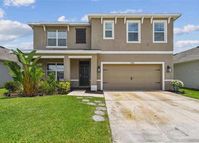 Property at 33678 Jasper Stone Dr, Wesley Chapel, FL 33543, 5 beds, 3 baths