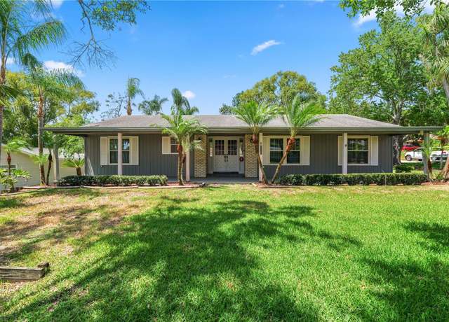 Property at 1628 Lakewood Dr S, Lakeland, FL 33813, 3 beds, 2 baths