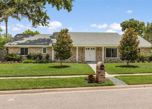 Property at 125 White Oak Cir, Maitland, FL 32751, 4 beds, 2.5 baths