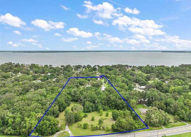 Property at 27113 Robertson Rd, Yalaha, FL 34797, 7 beds, 5.5 baths