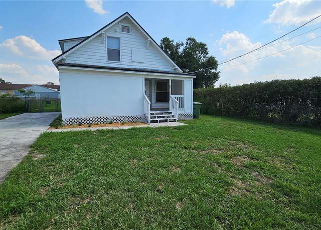 Property at 726 Avenue L SW, Winter Haven, FL 33880, 4 beds, 3 baths