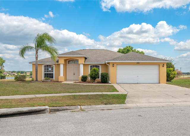 Property at 569 Drayton Rd, Winter Haven, FL 33884, 4 beds, 2 baths