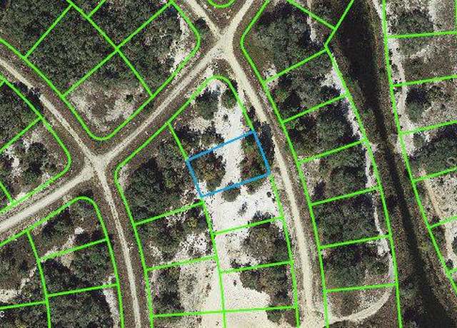 Property at 340 Cinema Dr, Lake Placid, FL 33852