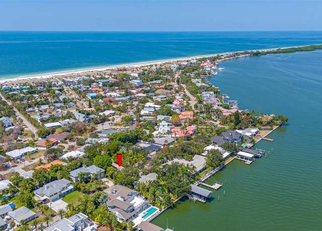 Property at 956 Bay Esplanade, Clearwater, FL 33767