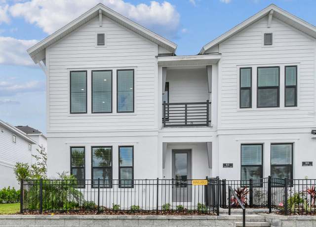 Property at 1631 Springwell Ln, Sarasota, FL 34240, 3 beds, 2.5 baths