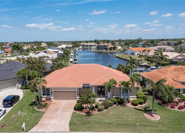 Property at 584 Toulouse Dr, Punta Gorda, FL 33950, 3 beds, 2.5 baths