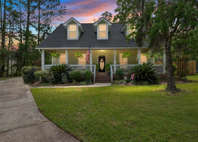 Property at 11449 NW 18th Ln, Gainesville, FL 32606, 4 beds, 3 baths