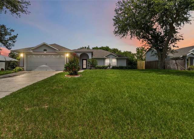 Property at 176 Hidden View Dr, Groveland, FL 34736, 4 beds, 2 baths