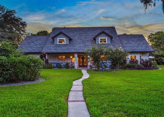 Property at 1810 S Valrico Rd, Valrico, FL 33596, 4 beds, 3 baths