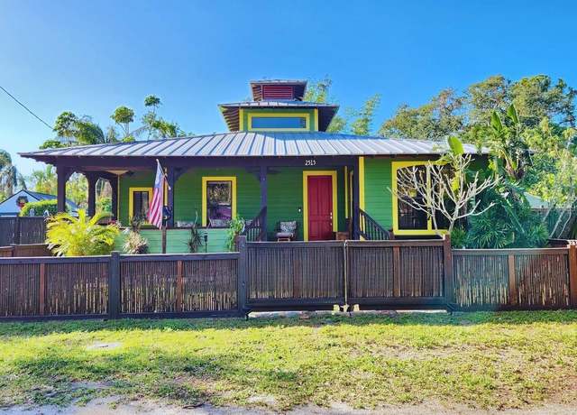 Property at 2515 York St S, Gulfport, FL 33707, 3 beds, 2 baths