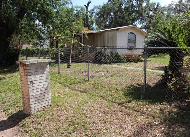Property at 16309 14th St, Dade City, FL 33523, 2 beds, 1.5 baths
