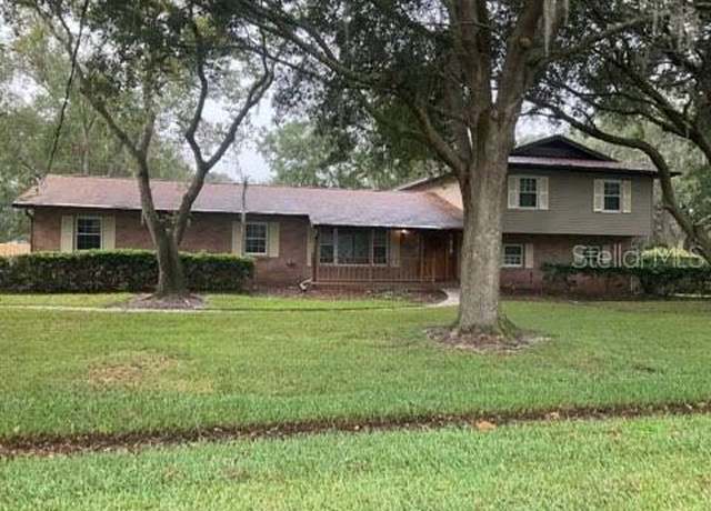 Property at 411 EL Greco Dr, Brandon, FL 33511, 4 beds, 3 baths
