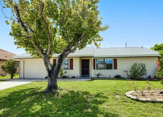 Property at 7290 Bargello St, Englewood, FL 34224, 2 beds, 2 baths