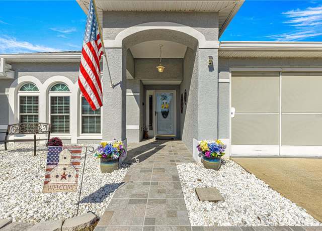 Property at 5137 NW 20th Pl, Ocala, FL 34482, 2 beds, 2 baths