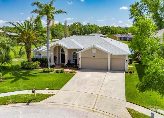 Property at 27226 Sea Breeze Way, Wesley Chapel, FL 33544, 4 beds, 2 baths