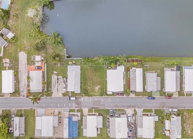Property at 619 49th Ave W, Bradenton, FL 34207