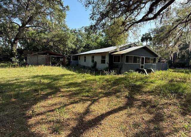 Property at 11160 NE 144th Pl, Fort Mc Coy, FL 32134, 5 beds, 2 baths