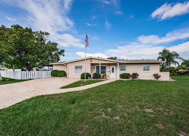 Property at 1550 55th St N, St Petersburg, FL 33710, 3 beds, 2 baths