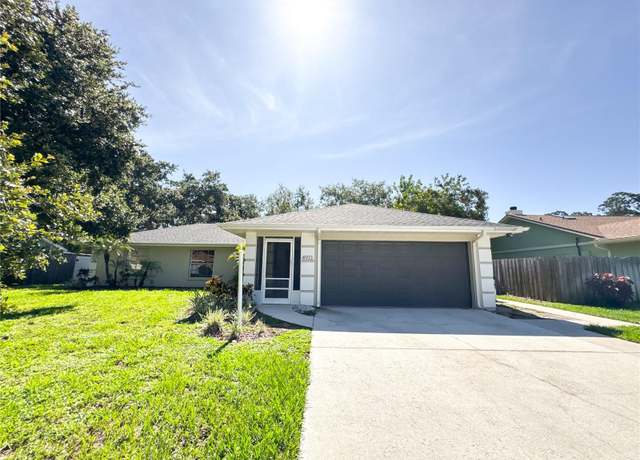 Property at 4913 32nd St E, Bradenton, FL 34203, 3 beds, 2 baths